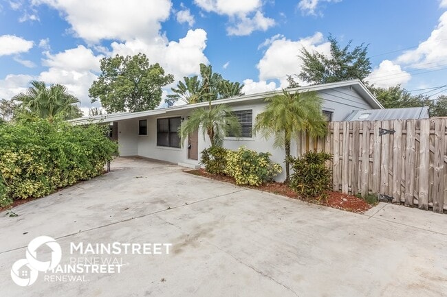 Building Photo - 848 Arlington Dr