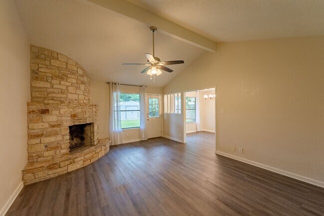 Building Photo - Discover Quaint Living and Outdoor Bliss: ...