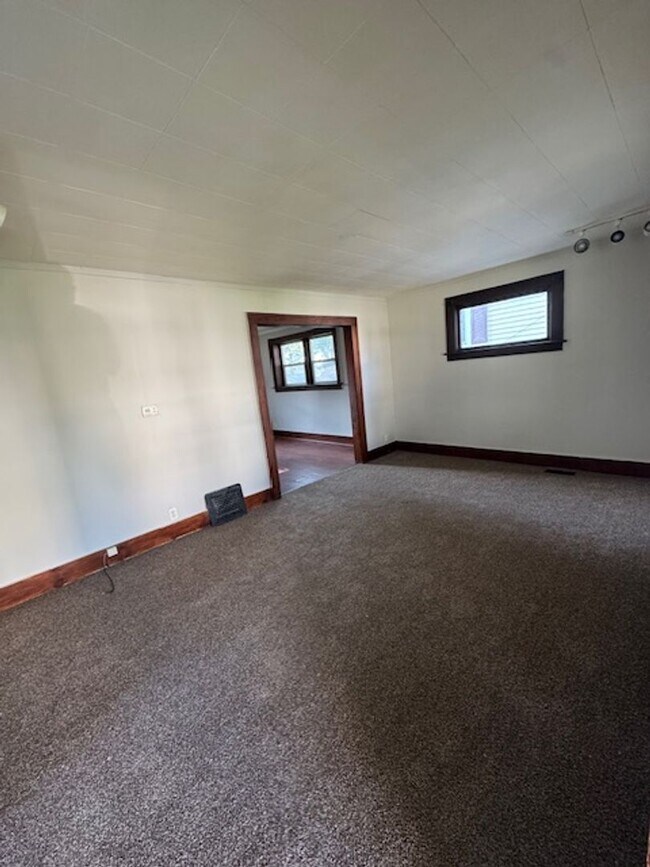 Foto del edificio - 1626 Kelly Dr
