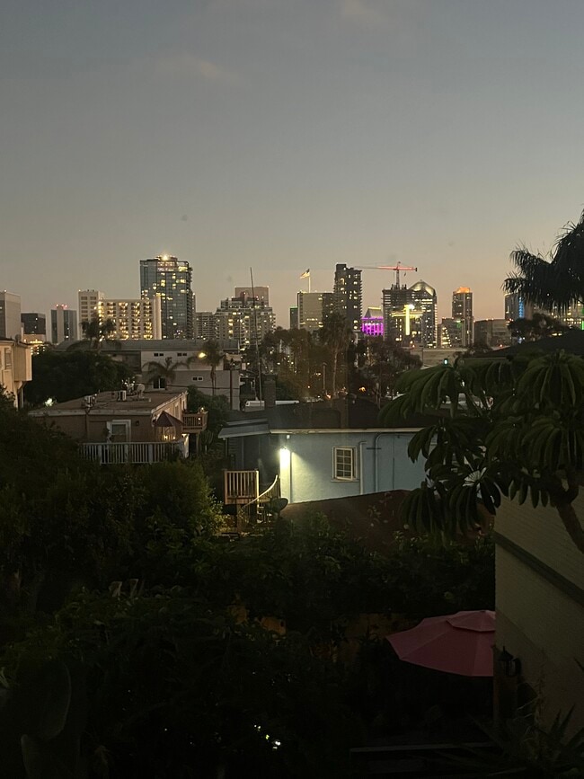 Building Photo - 2613 B St