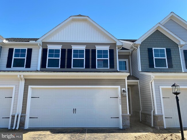 Building Photo - 1009 Blackstone Run