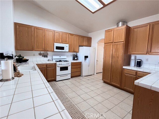 Building Photo - 27428 Silver Lakes Pkwy