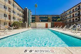 Building Photo - Courtyard 525