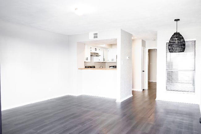 Photo - 1704 Baird Farm Cir Apartment