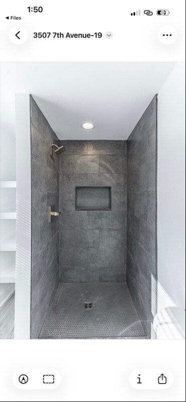 Foto del edificio - 3507 7th Ave SW