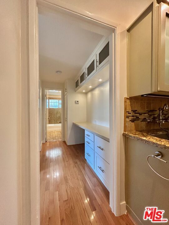 Foto del edificio - 2620 Locksley Pl