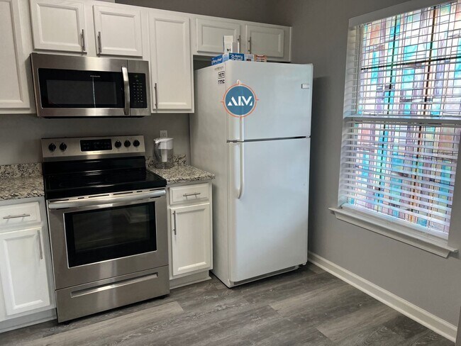 Foto del edificio - Modern 2-Bed Townhouse in Bluffton!