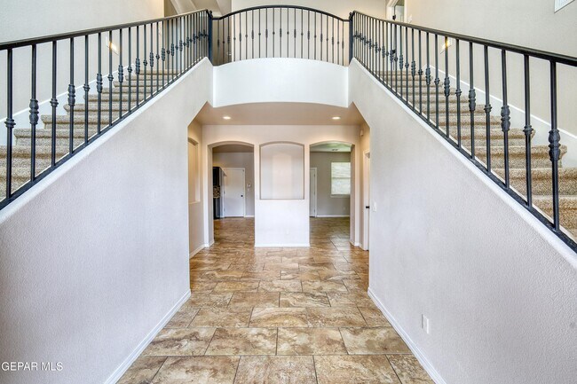 Foto del edificio - 2124 Thomas Lackland St