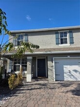 Building Photo - 600 NE 4th Ter