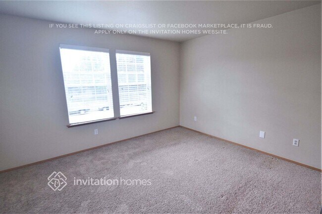 Foto del edificio - 409 Pine Ave