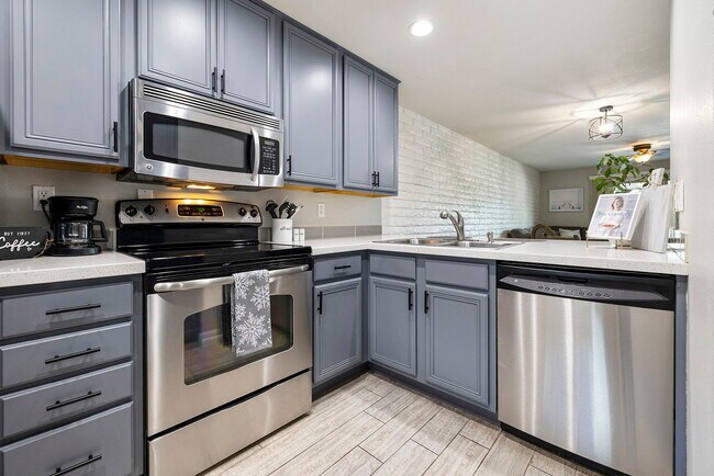 Building Photo - 4354 N 82nd St