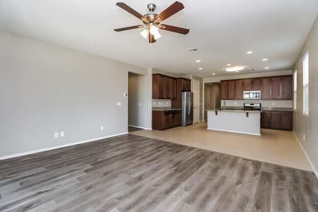 Building Photo - 4404 W Federal Way