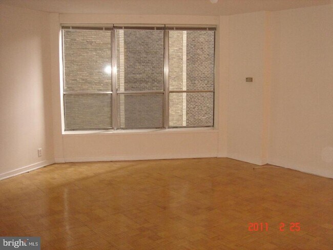 Foto del edificio - 224-30 W Rittenhouse Square