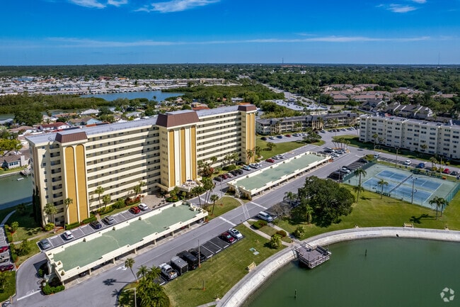 Columbia Towers at Sea Towers