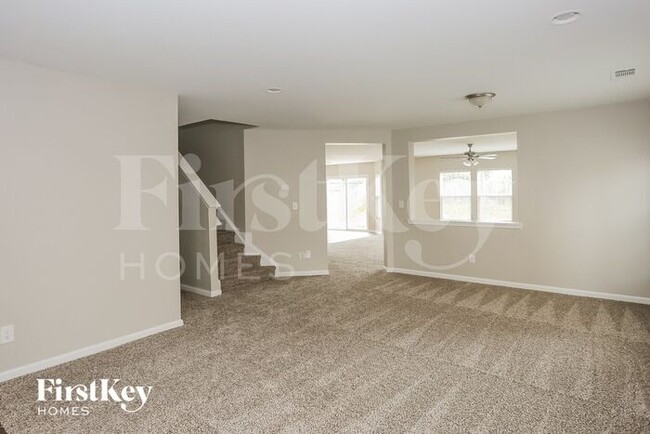Building Photo - 6627 Ruth Ferrell Ct