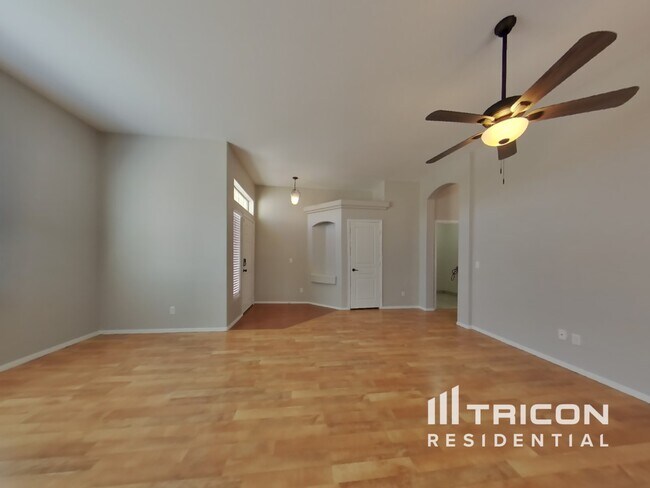 Building Photo - 20834 N Jones Ct