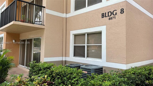 Building Photo - 8871 Wiles Rd