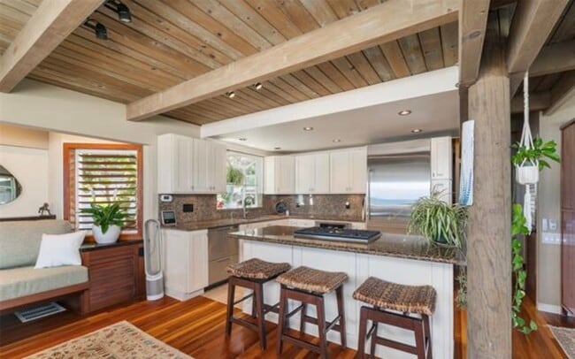 Building Photo - 59-557 Ke Iki Rd