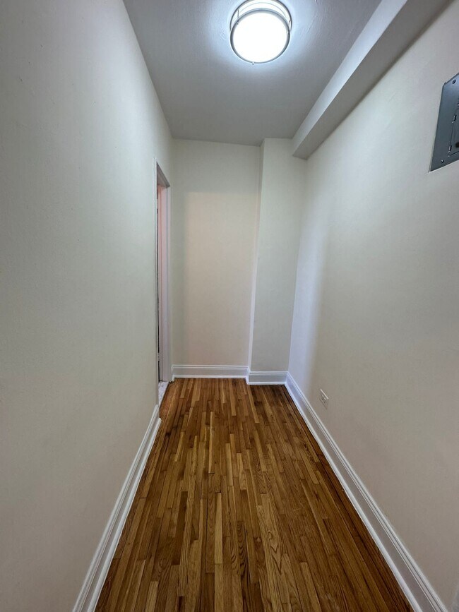 Building Photo - 2074 20th Ln