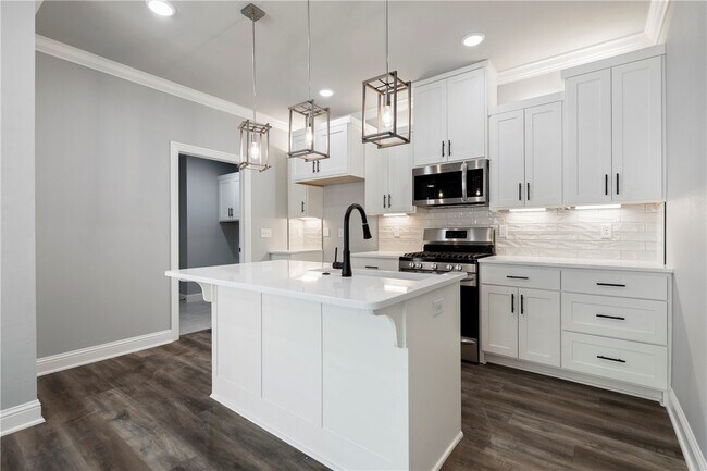 Foto del edificio - 2813 SW Hampshire Ave