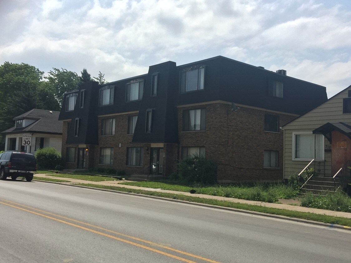332-334 W. 138th St. Riverdale, IL 60827 - 334 W 138th St