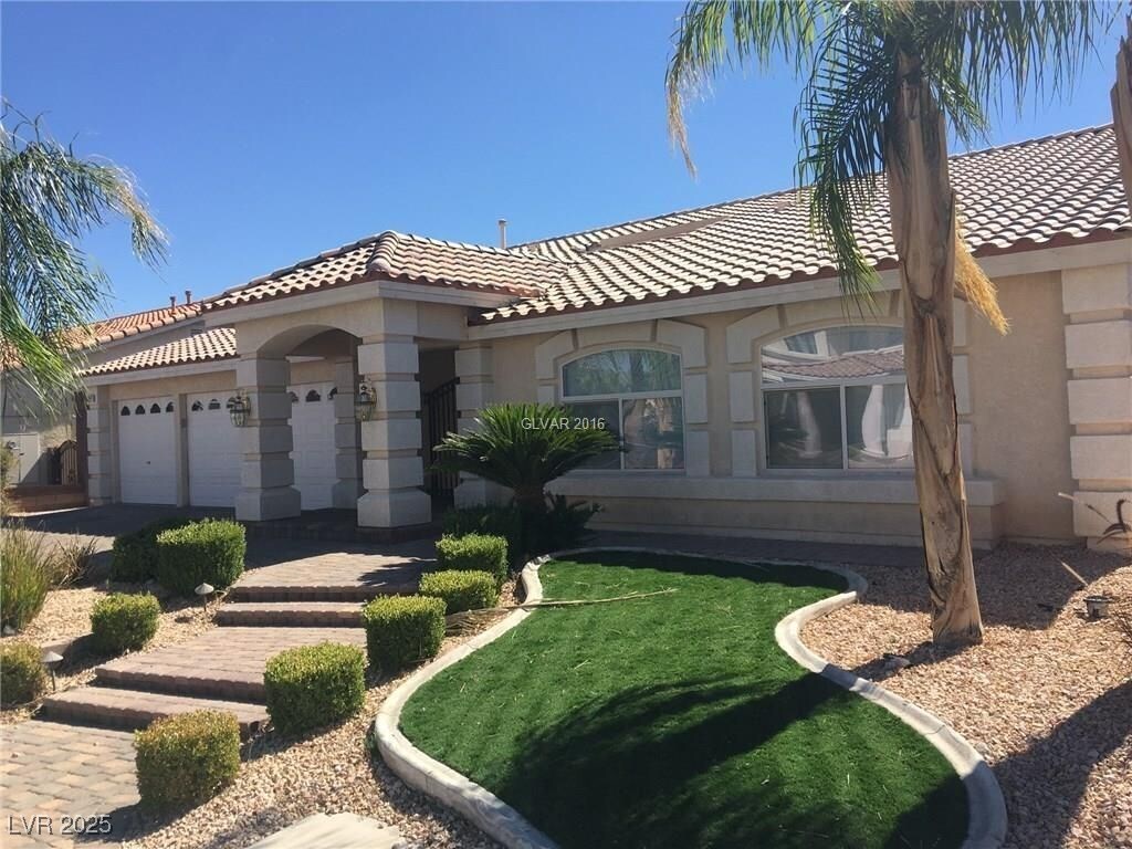Foto principal - 6299 Pale Pavilion Ave