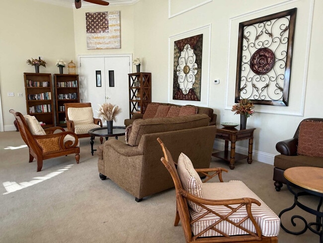 Building Photo - 4735 Vero Beach Pl