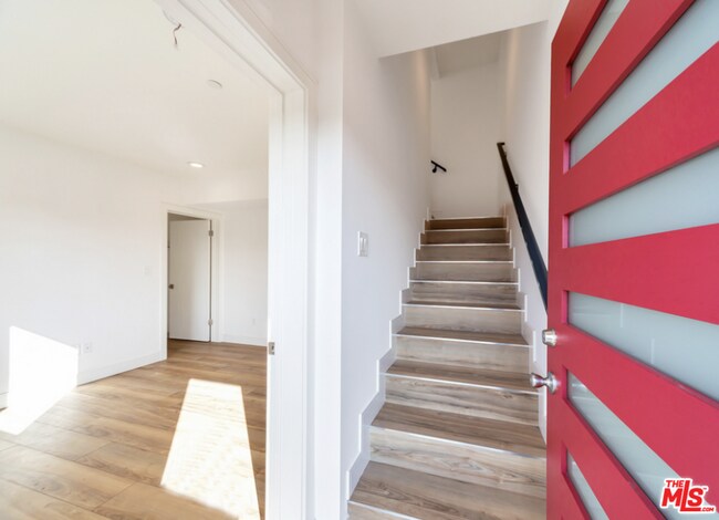 Foto del edificio - 2808 S Redondo Blvd