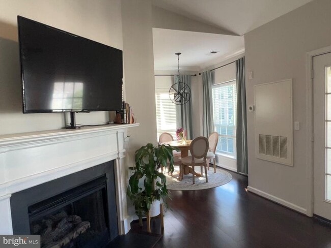 Building Photo - 4551 Strutfield Ln
