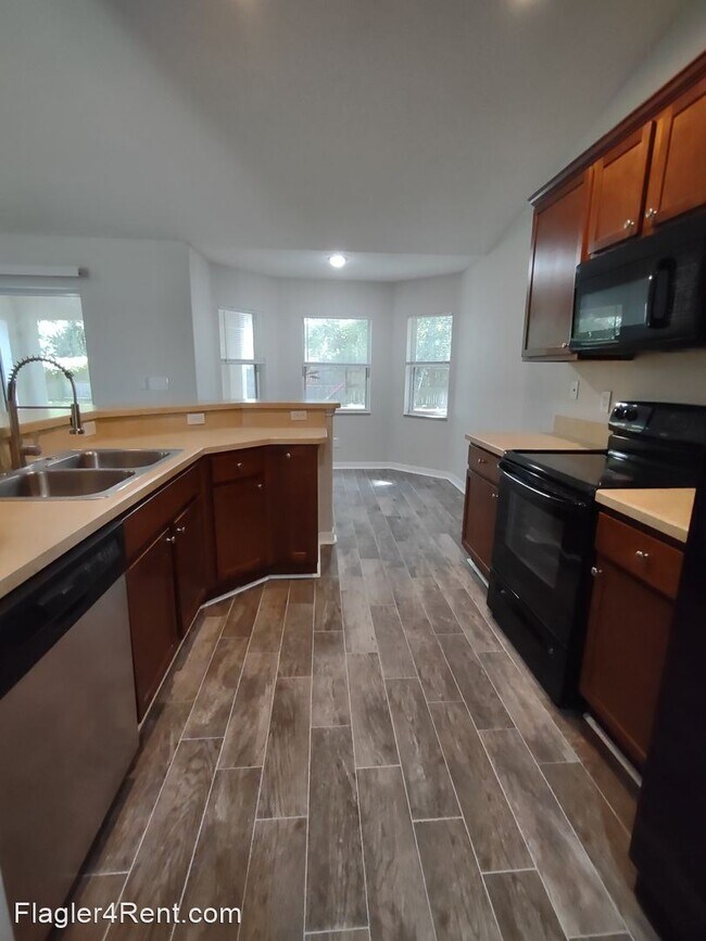 Building Photo - 3 br, 2 bath House - 100 Pin Oak Drive