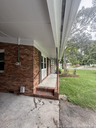 Building Photo - 825 Stoneykirk Dr