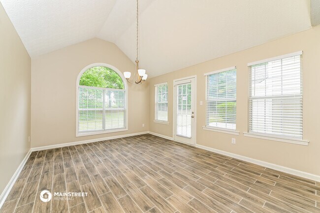 Building Photo - 103 Stoney Brook Way