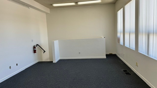 Building Photo - 1424 E Broadway
