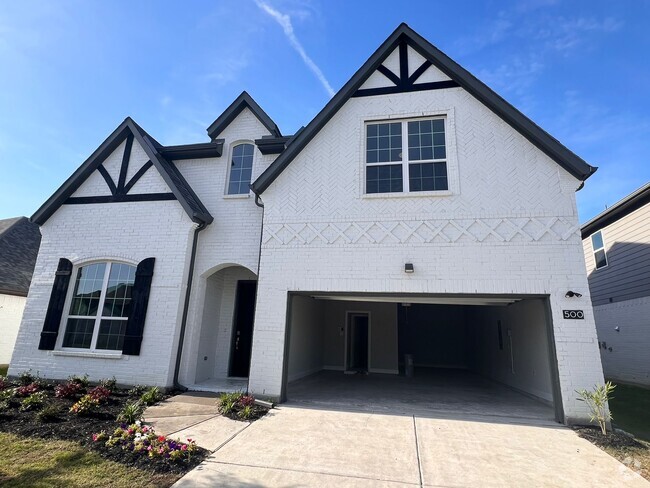 Building Photo - 500 Hoot Owl Hl