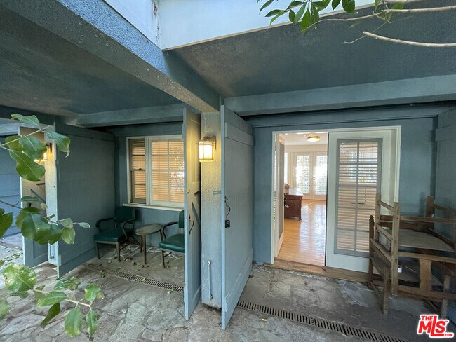 Foto del edificio - 3008 3rd St