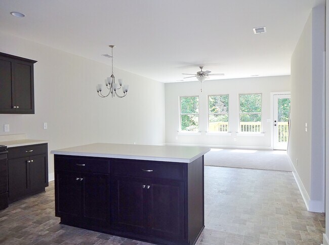 Foto del edificio - Town Home in Gardendale.. AVAILABLE in February DEPOSIT PENDING!!!