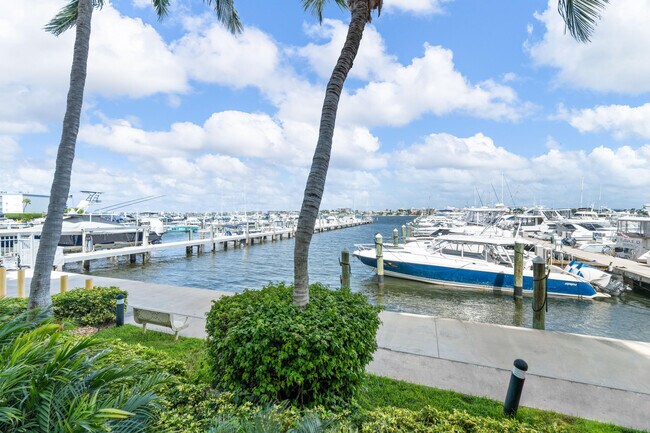 Foto del edificio - 806 E Windward Way