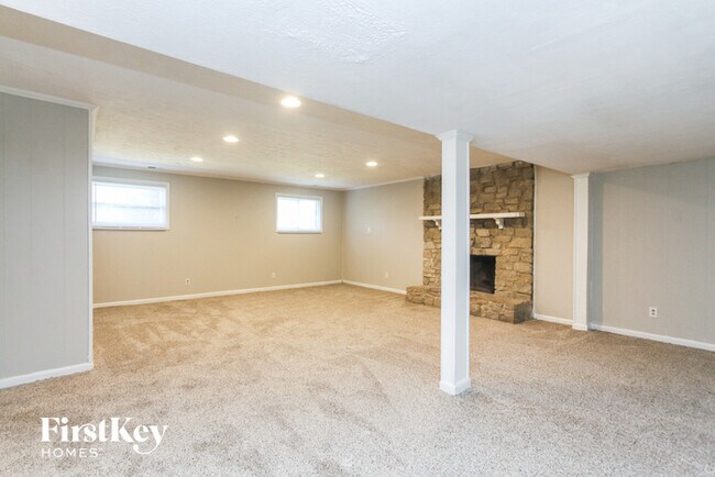Foto del edificio - 4639 Thornleigh Dr