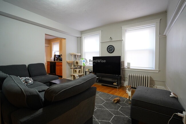 Foto del edificio - 142 Davis Ave