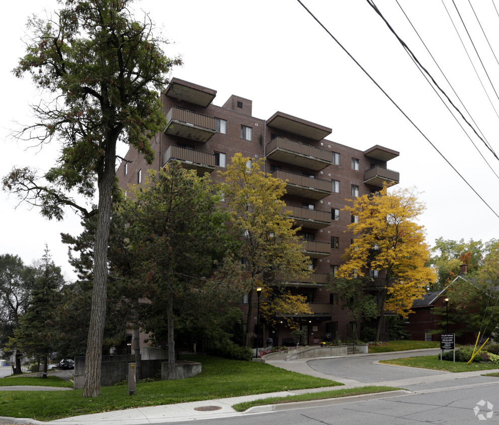 Primary Photo - Collier Terrace