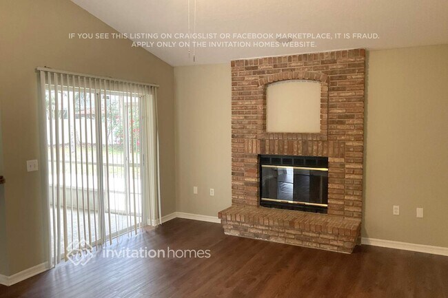 Foto del edificio - 1334 Scattered Pines Pl