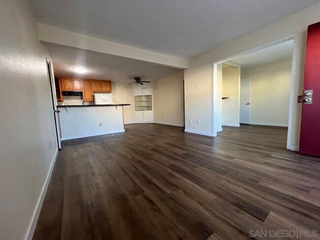 Foto del edificio - 3550 Ruffin Rd