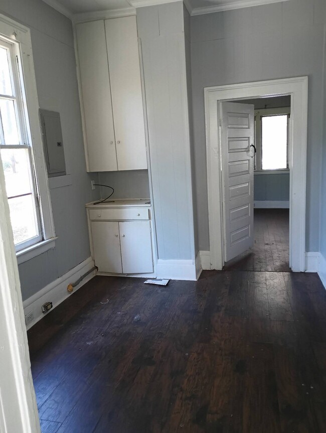 Foto del edificio - 2120 E 3rd St
