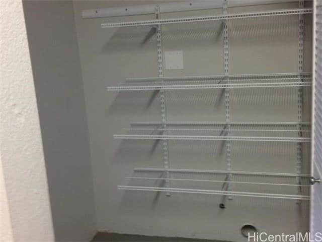 Building Photo - 91-1182 Maka‘aloa St