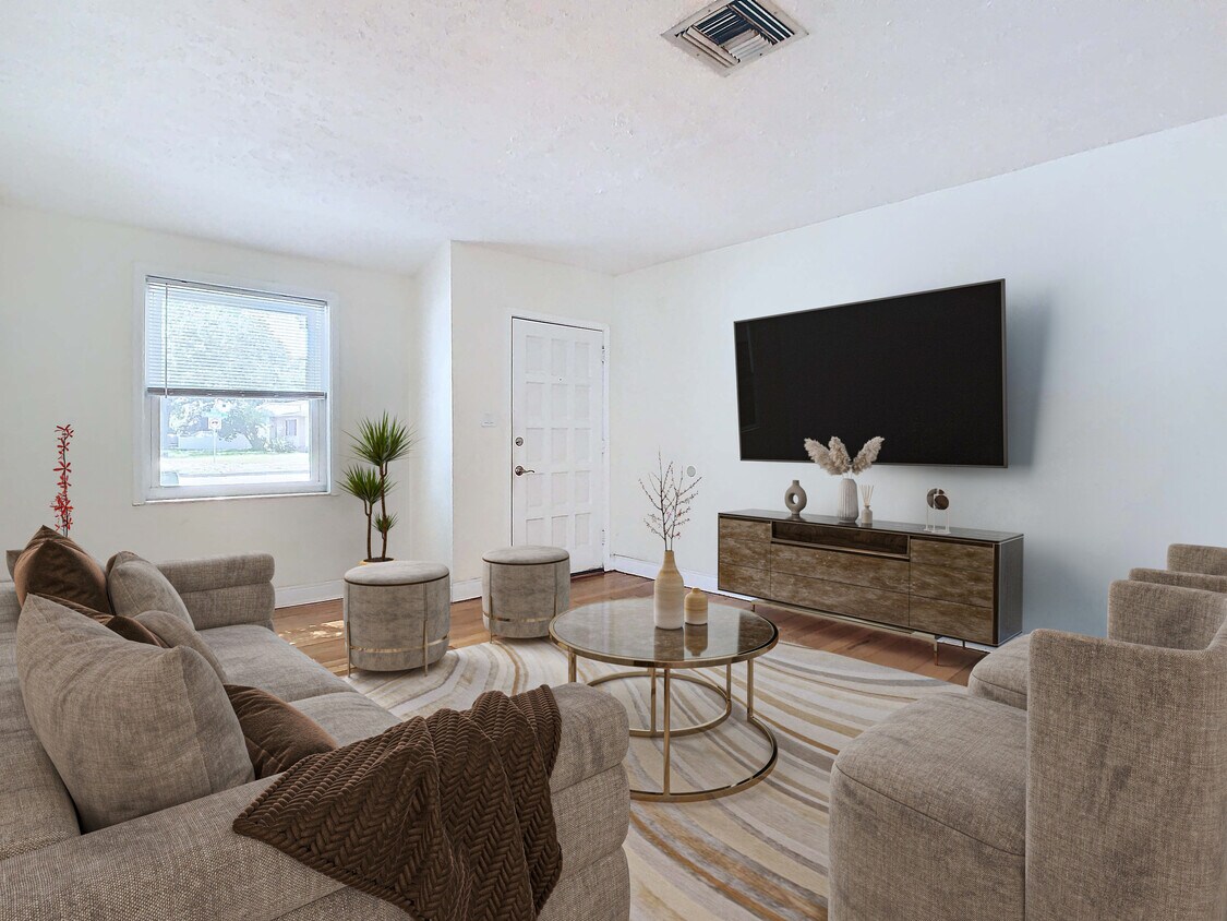 Foto principal - 2701 S Manhattan Ave