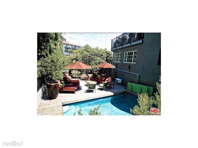 Building Photo - 2520 Chislehurst Pl