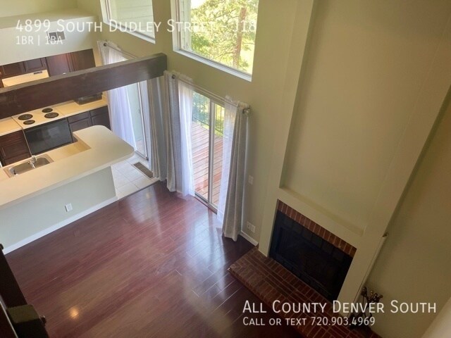 Foto del edificio - Charming Condo in Littleton with a Loft!