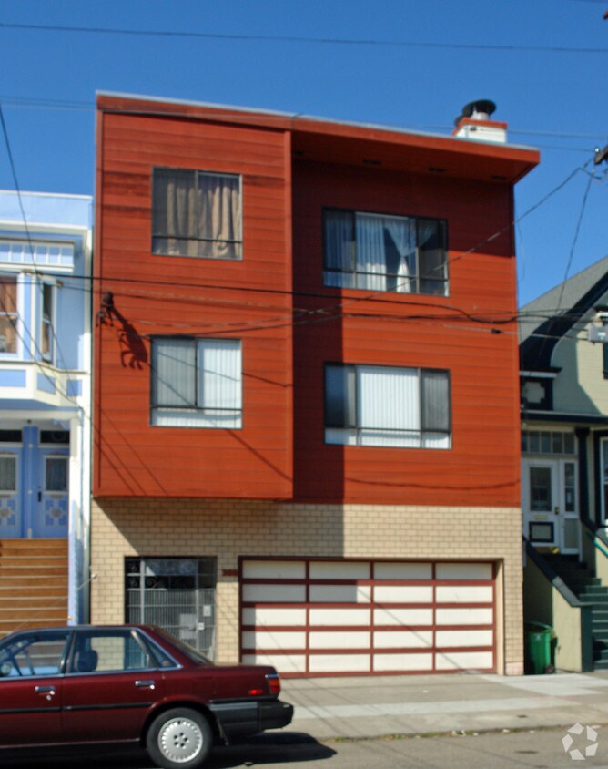 Building Photo - 369 10th Ave