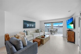 Building Photo - 9486 Gulf Shore Dr Building Photo - 9486 Gulf Shore Dr