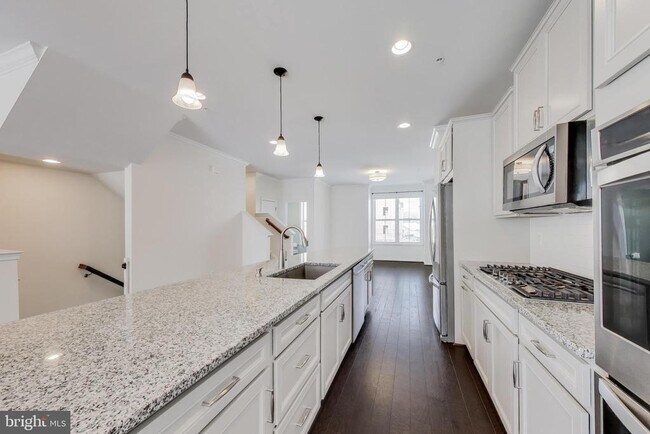 Building Photo - 22036 Plover St